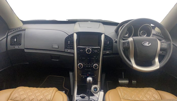 2018 Mahindra XUV500 W11 (O) AT, Diesel, Automatic, 24,675 km, Dashboard