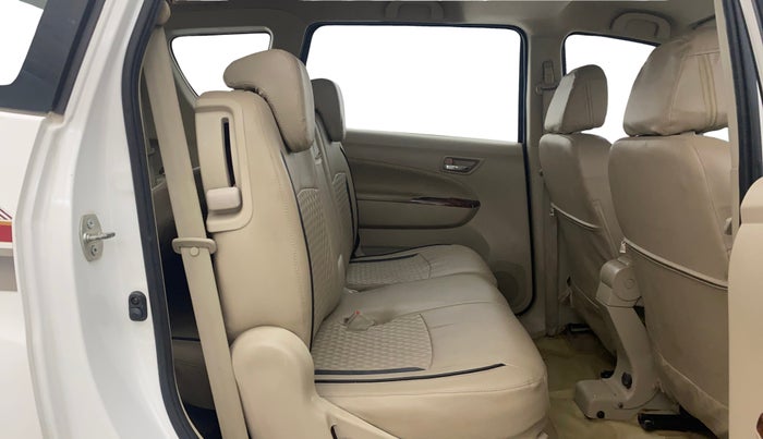 2017 Maruti Ertiga VXI AT, Petrol, Automatic, 29,579 km, Right Side Rear Door Cabin