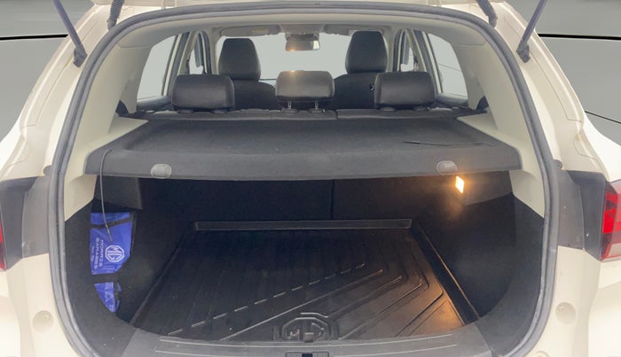 2022 MG ASTOR SAVVY 1.3 TURBO AT S RED, Petrol, Automatic, 17,450 km, Boot Open Zoomed View