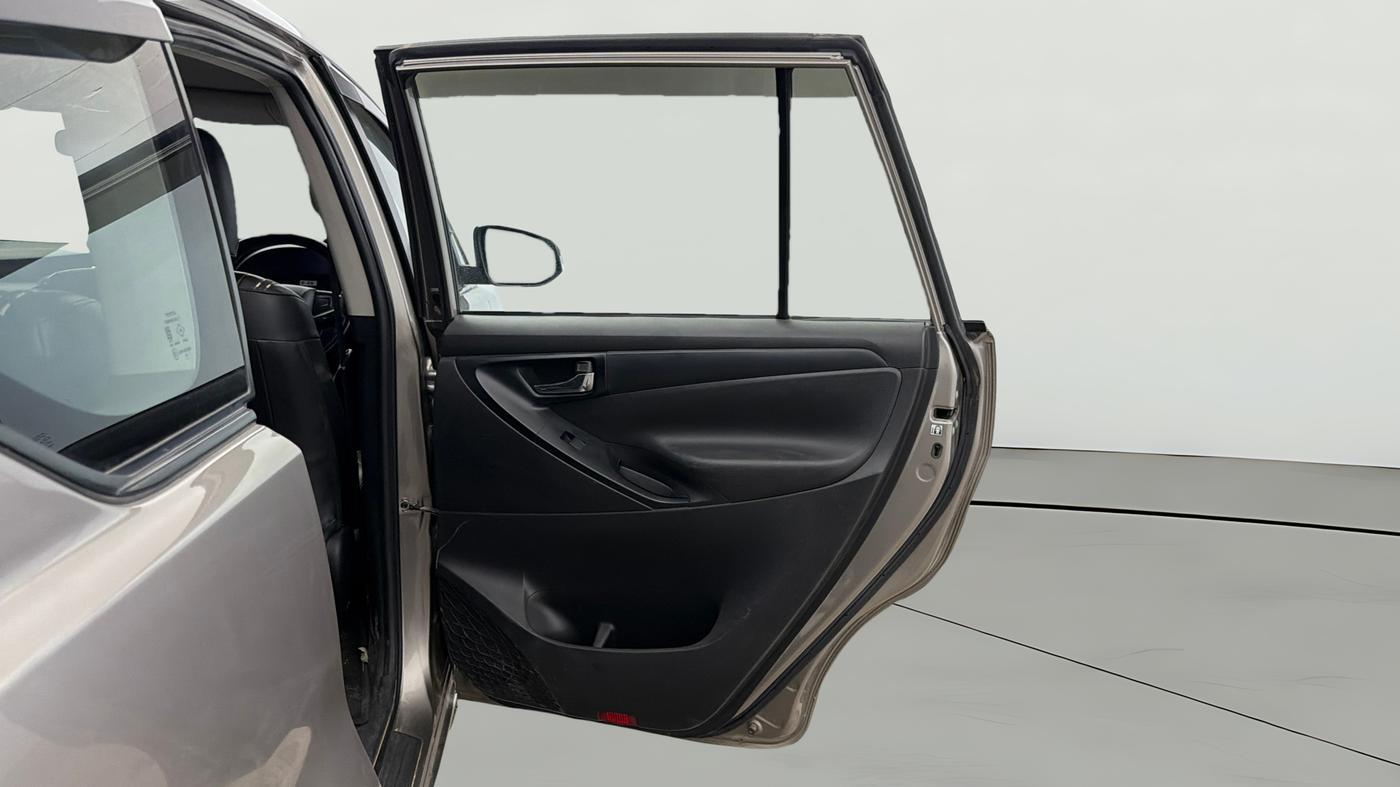 2019 Toyota Innova Crysta 2.7 GX 7 STR MT, Petrol, Manual, 76,419 km, RHS Rear Door