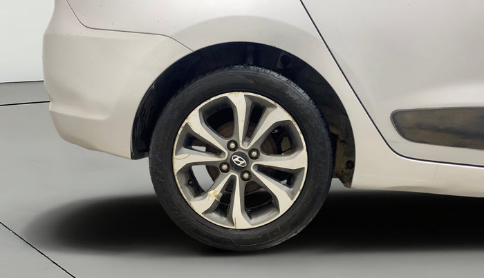 2014 Hyundai Xcent SX AT 1.2 (O), Petrol, Automatic, 1,09,489 km, Right Rear Wheel
