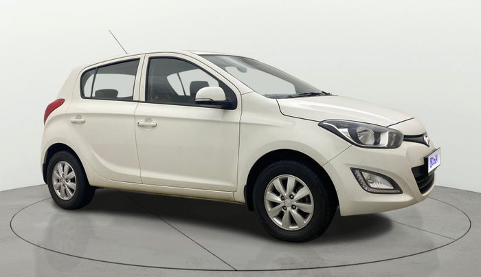 2014 Hyundai i20 SPORTZ 1.4 CRDI, Diesel, Manual, 77,055 km, Right Front Diagonal