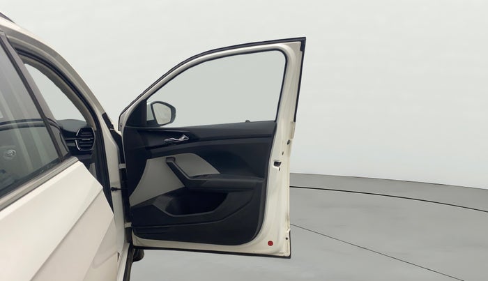 2023 Skoda KUSHAQ STYLE 1.0L TSI MT, Petrol, Manual, 37,039 km, RHS Front Door