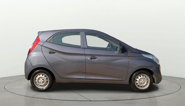 2017 Hyundai Eon ERA +, Petrol, Manual, 56,804 km, Right Side View