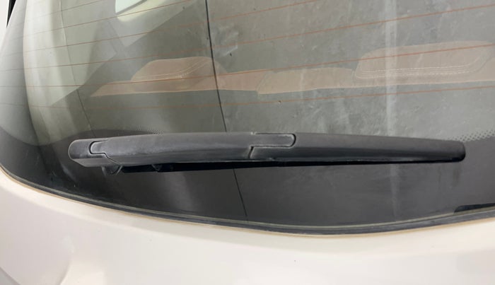 2021 MG HECTOR PLUS SHARP 1.5 PETROL TURBO HYBRID MT 6-STR, Petrol, Manual, 27,438 km, Rear Wiper