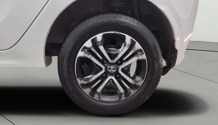 2022 Tata Tiago XZ PLUS CNG, CNG, Manual, 47,300 km, Left Rear Wheel