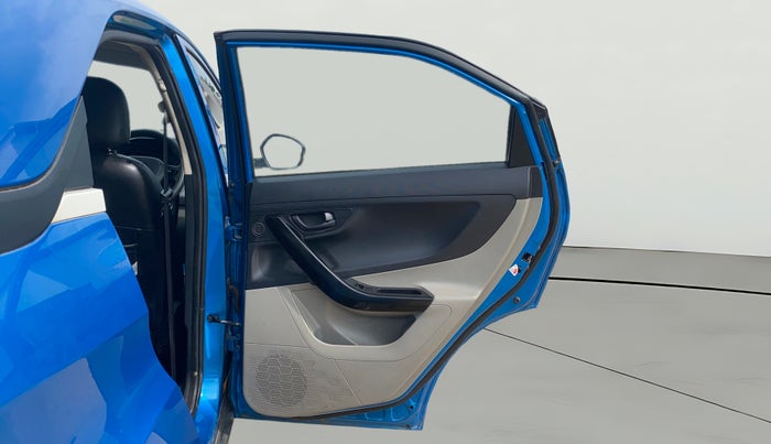 2018 Tata NEXON XMA PETROL, Petrol, Automatic, 52,519 km, RHS Rear Door