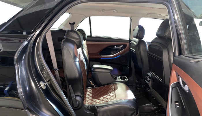 2021 Hyundai ALCAZAR PRESTIGE 2.0 MT 6STR, Petrol, Manual, 41,852 km, Right Side Rear Door Cabin