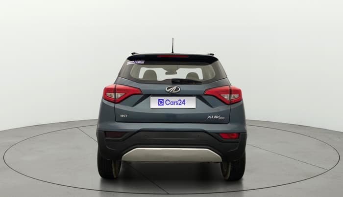 2021 Mahindra XUV300 W8 1.5 DIESEL, Diesel, Manual, 92,815 km, Back/Rear