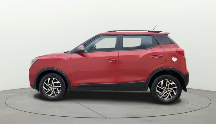 2023 Mahindra XUV300 W8 (O) 1.5 DIESEL AMT, Diesel, Automatic, 63,752 km, Left Side