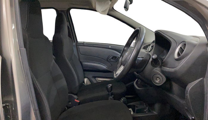 2017 Datsun Redi Go T (O), Petrol, Manual, 21,287 km, Right Side Front Door Cabin