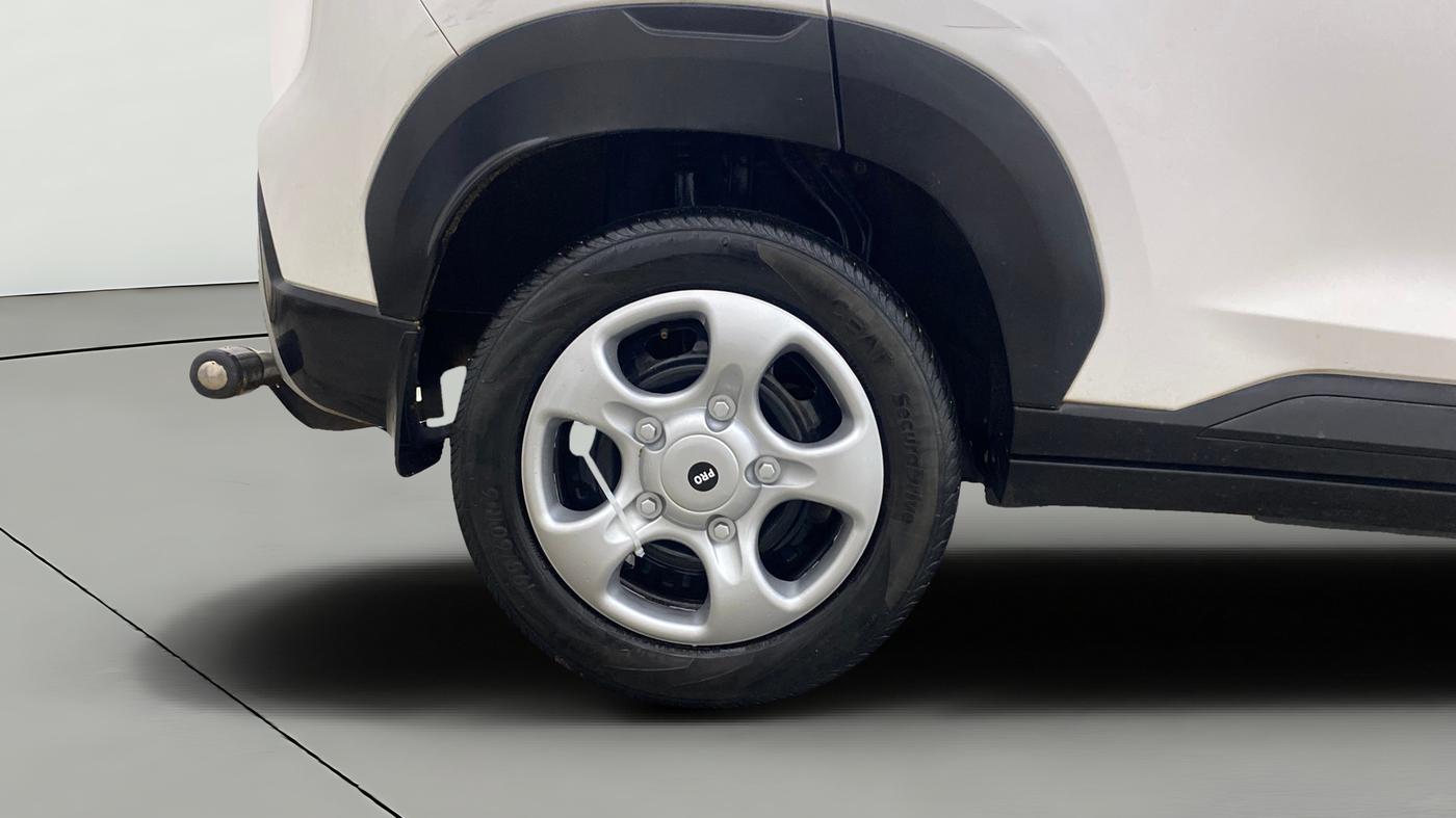 2023 Nissan MAGNITE XL, Petrol, Manual, 41,774 km, Right Rear Wheel
