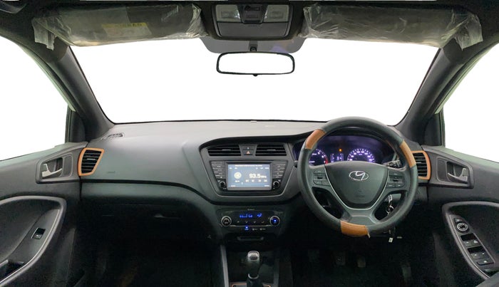 2017 Hyundai Elite i20 ASTA 1.2 DUAL TONE, Petrol, Manual, 31,134 km, Dashboard