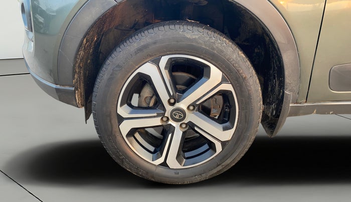 2023 Tata NEXON XMA PETROL, Petrol, Automatic, 36,202 km, Left Front Wheel