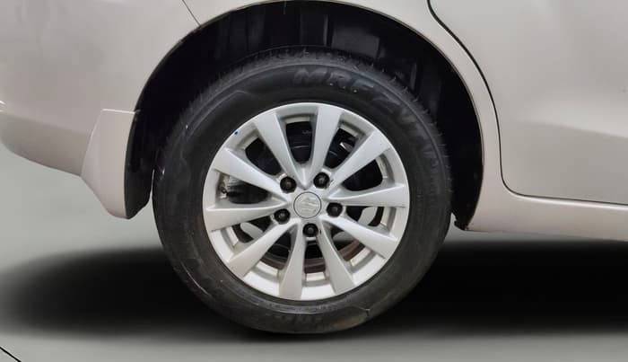 2013 Maruti Ertiga ZXI, Petrol, Manual, 59,431 km, Right Rear Wheel