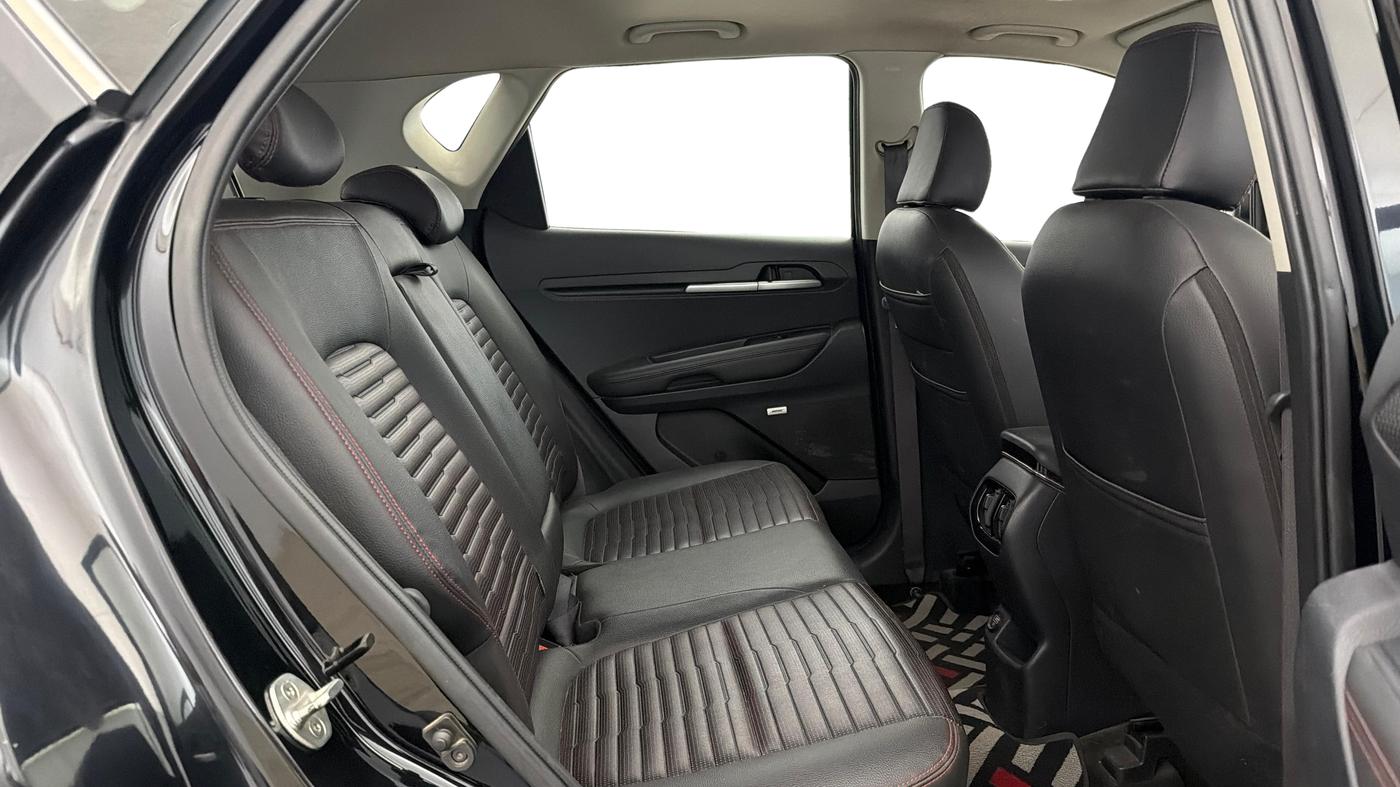 2020 KIA SONET GTX PLUS 1.0 IMT, Petrol, Manual, 36,917 km, Right Side Rear Door Cabin