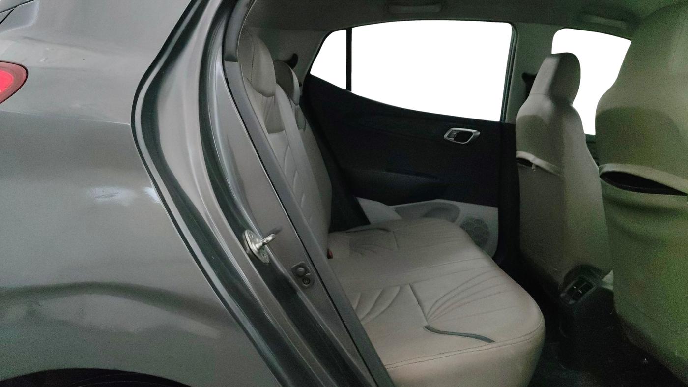 2021 Hyundai GRAND I10 NIOS SPORTZ 1.2 KAPPA VTVT CNG, CNG, Manual, 38,657 km, Right Side Rear Door Cabin