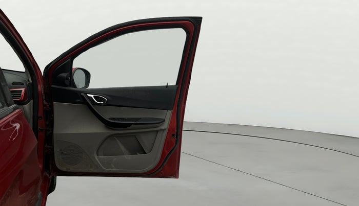 2018 Tata Tiago XZA PETROL, Petrol, Automatic, 48,566 km, RHS Front Door