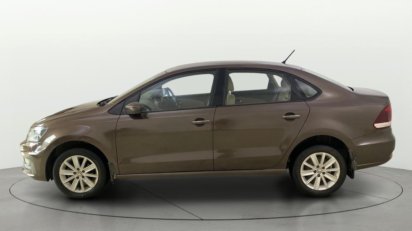 2016 Volkswagen Vento COMFORTLINE 1.2 TSI AT, Petrol, Automatic, 79,856 km, Left Side