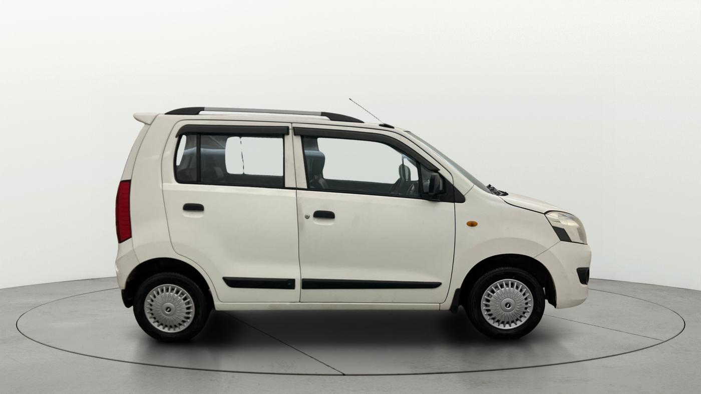 2017 Maruti Wagon R 1.0 LXI, Petrol, Manual, 33,179 km, Right Side View