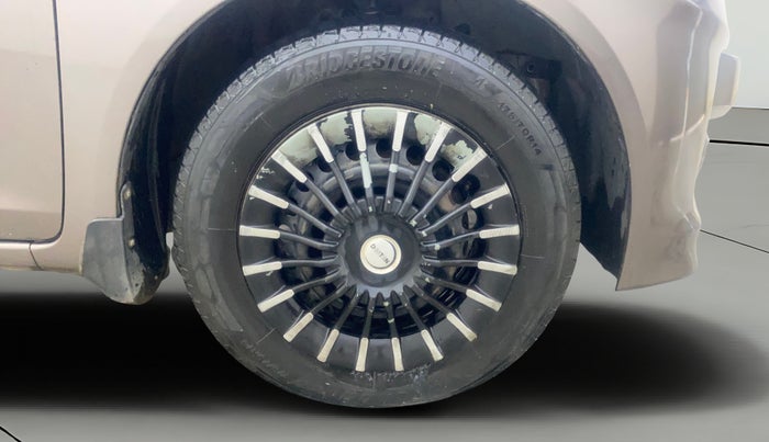 2014 Honda Amaze 1.5L I-DTEC S, Diesel, Manual, 1,43,862 km, Right Front Wheel