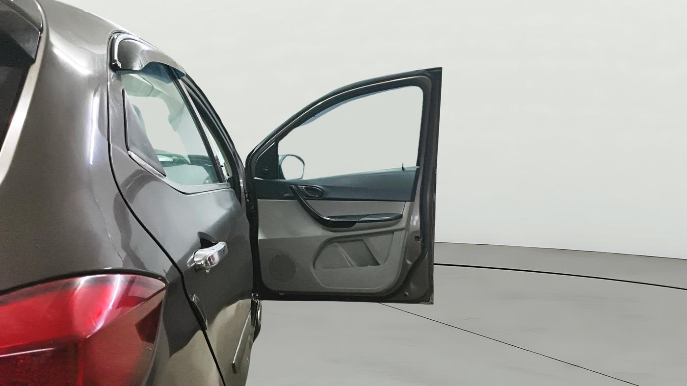 2018 Tata Tiago XM PETROL, Petrol, Manual, 75,428 km, RHS Front Door