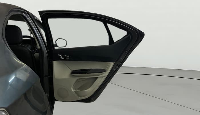 2022 Tata TIGOR XZ PLUS CNG, CNG, Manual, 1,00,828 km, RHS Rear Door