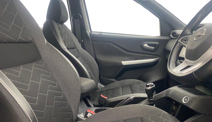 2020 Nissan MAGNITE XV PREMIUM TURBO (O), Petrol, Manual, 60,657 km, Right Side Front Door Cabin