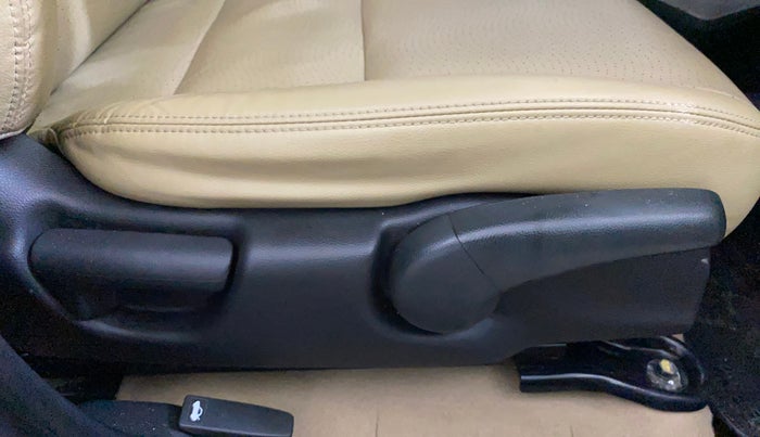 2016 Honda City 1.5L I-VTEC VX, Petrol, Manual, 67,673 km, Driver Side Adjustment Panel
