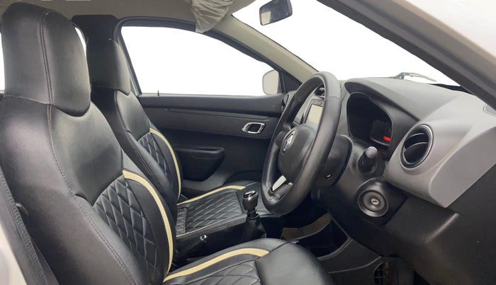 2018 Renault Kwid RXT 1.0, Petrol, Manual, 32,849 km, Right Side Front Door Cabin