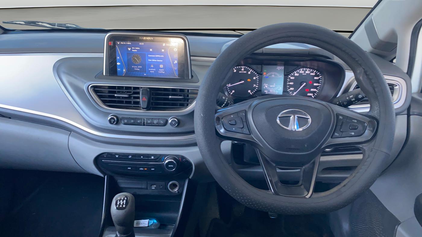 2021 Tata ALTROZ XT DIESEL, Diesel, Manual, 93,242 km, Steering Wheel Close Up