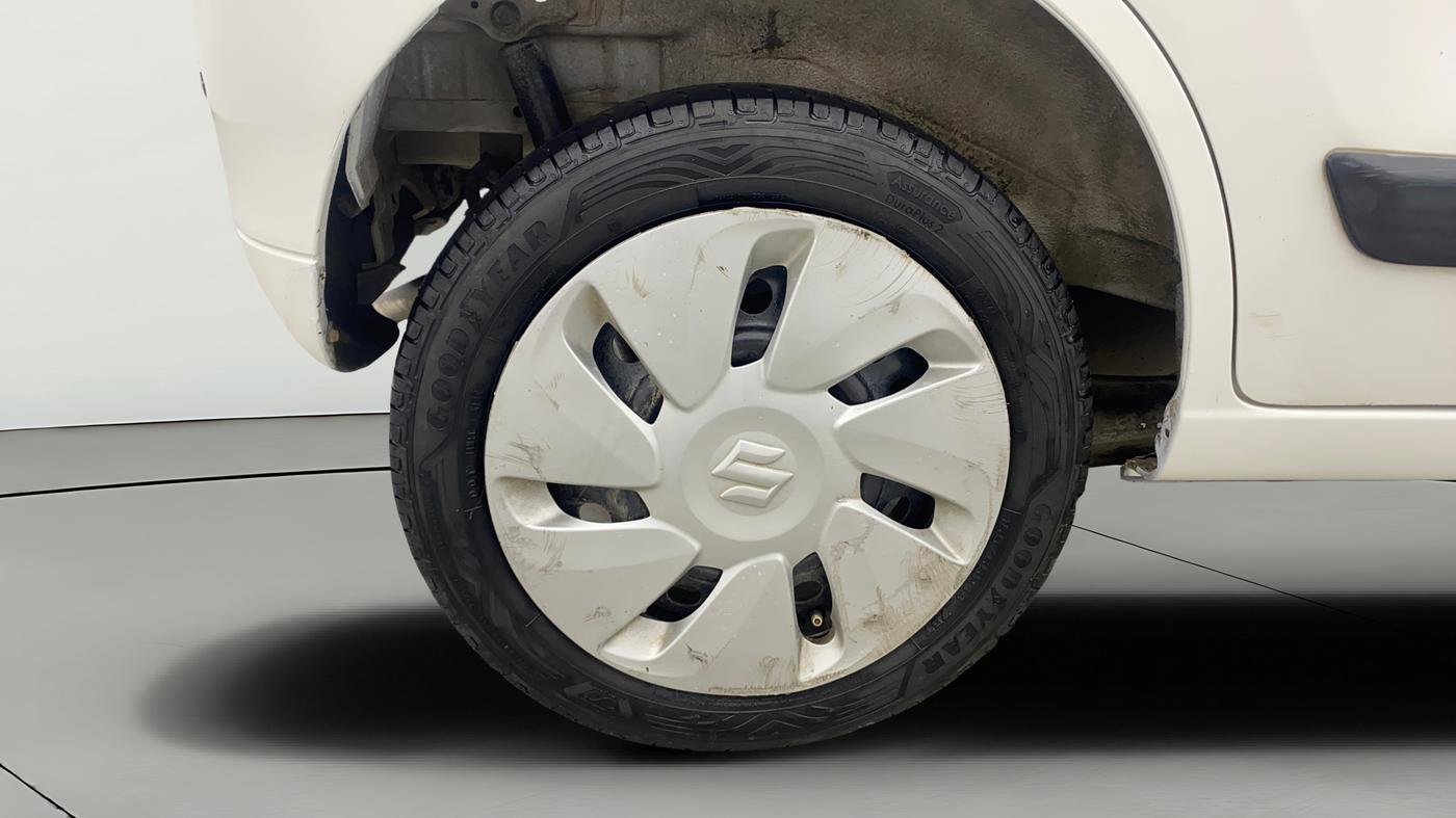 2017 Maruti Wagon R 1.0 VXI (O) AMT, Petrol, Automatic, 61,099 km, Right Rear Wheel