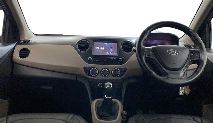 2018 Hyundai Grand i10 SPORTZ 1.2 KAPPA VTVT, Petrol, Manual, 35,141 km, Dashboard