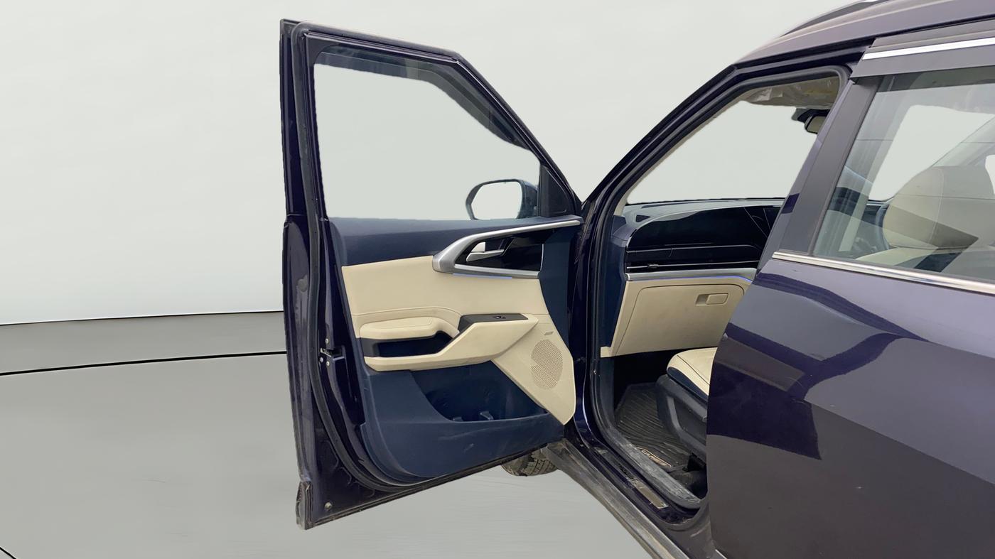 2022 KIA CARENS LUXURY PLUS 1.5 DIESEL AT 6 STR, Diesel, Automatic, 84,964 km, LHS Front Door