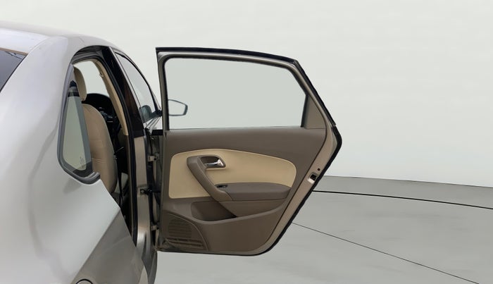 2015 Skoda Rapid AMBITION 1.6 MPI MT, Petrol, Manual, 90,252 km, RHS Rear Door