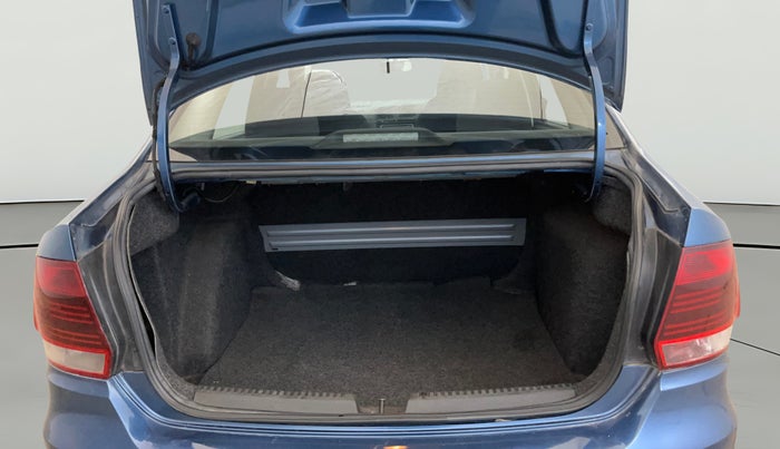 2017 Volkswagen Vento COMFORTLINE 1.6, Petrol, Manual, 75,158 km, Boot Open Zoomed View