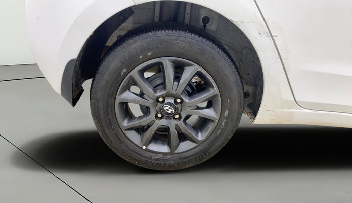 2019 Hyundai Elite i20 SPORTZ PLUS  1.2 CVT, Petrol, Automatic, 1,36,954 km, Right Rear Wheel