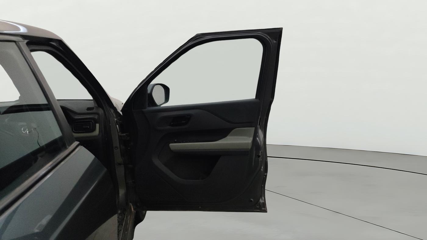 2023 Tata PUNCH ADVENTURE MT, Petrol, Manual, 38,755 km, RHS Front Door