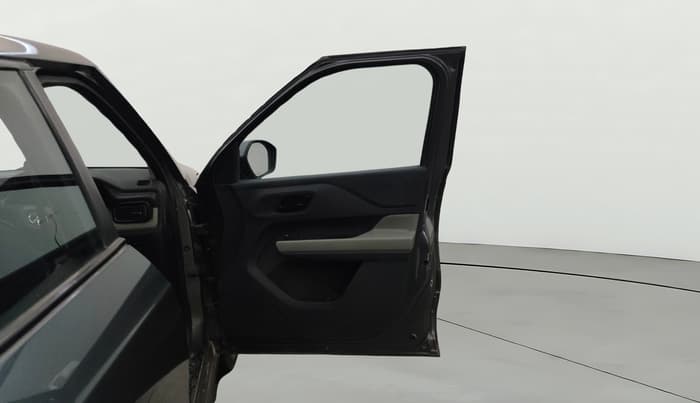 2023 Tata PUNCH ADVENTURE MT, Petrol, Manual, 38,755 km, RHS Front Door