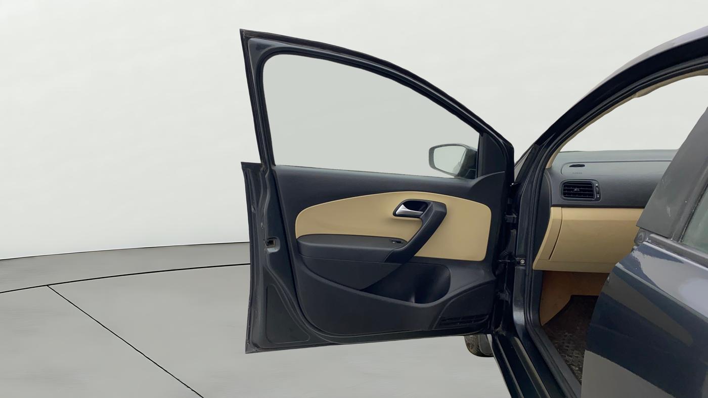2019 Volkswagen Ameo HIGHLINE PLUS 1.5L AT 16 ALLOY, Diesel, Automatic, 59,663 km, LHS Front Door