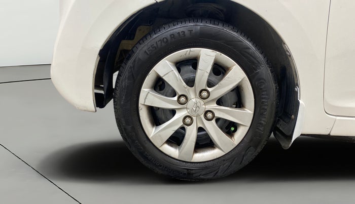 2013 Hyundai Eon MAGNA +, Petrol, Manual, 59,756 km, Left Front Wheel