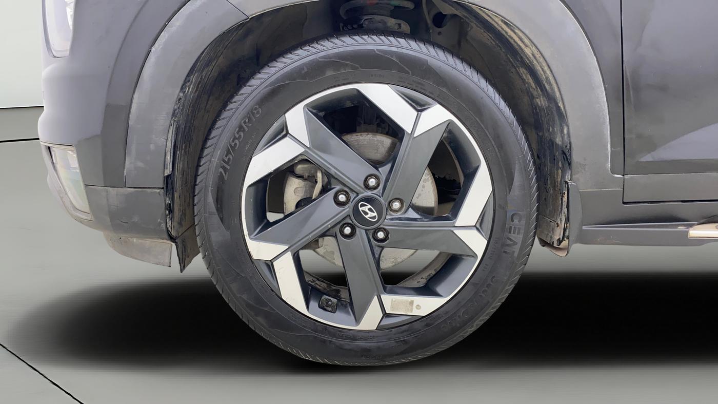 2022 Hyundai ALCAZAR 1.5 SIGNATURE (O) AT 7STR, Diesel, Automatic, 69,920 km, Left Front Wheel