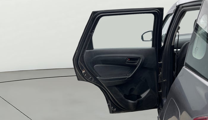 2022 Maruti Vitara Brezza LXI, Petrol, Manual, 20,317 km, LHS Rear Door