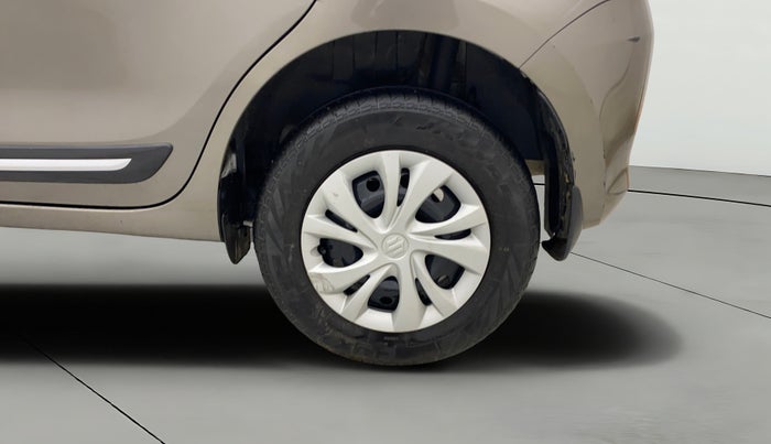 2023 Maruti Swift VXI AMT, Petrol, Automatic, 11,323 km, Left Rear Wheel