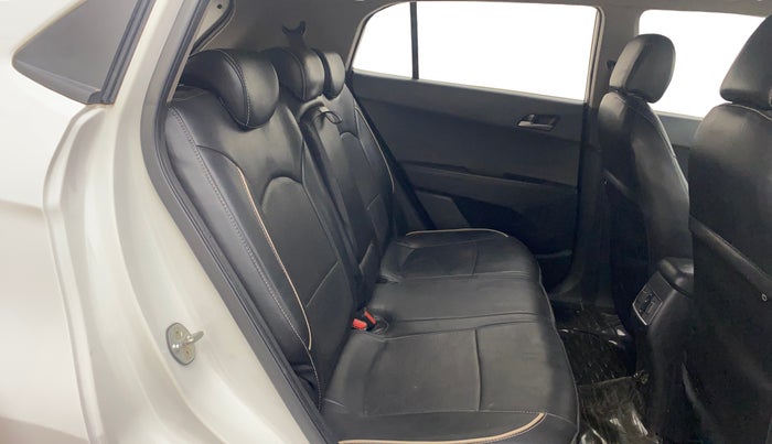 2017 Hyundai Creta SX PLUS AT 1.6 DIESEL, Diesel, Automatic, 89,988 km, Right Side Rear Door Cabin