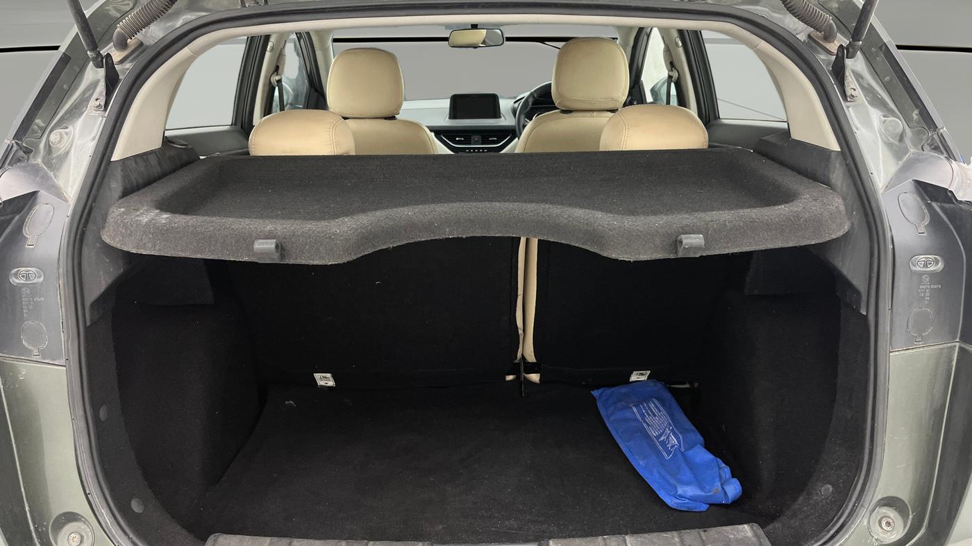2021 Tata NEXON XZA PLUS DIESEL, Diesel, Automatic, 75,535 km, Boot Open Zoomed View