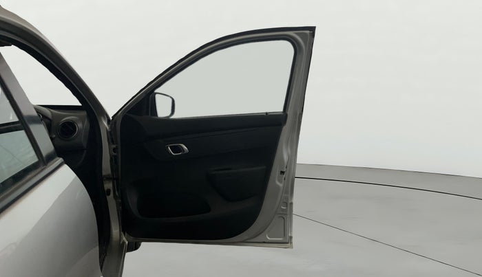 2019 Renault Kwid RXT 1.0 (O), Petrol, Manual, 56,377 km, RHS Front Door