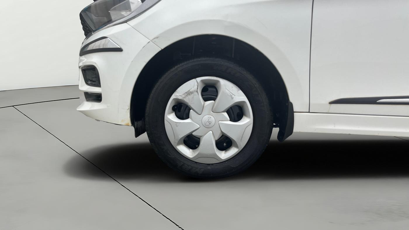 2024 Tata Tiago XM PETROL, Petrol, Manual, 19,986 km, Left Front Wheel