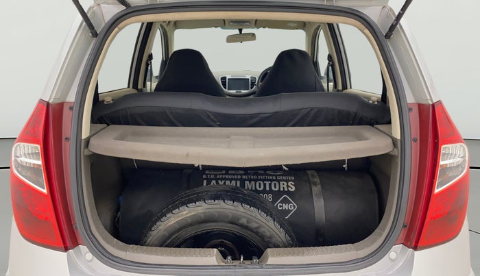 2012 Hyundai i10 MAGNA 1.2, CNG, Manual, 93,204 km, Boot Open Zoomed View