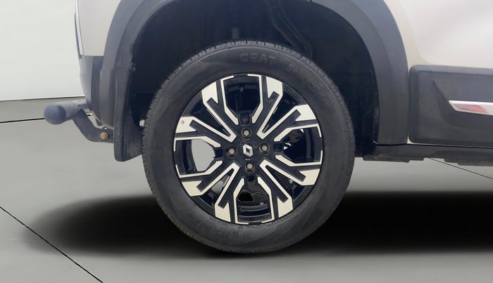 2023 Renault Kiger RXZ AMT, Petrol, Automatic, 3,815 km, Right Rear Wheel